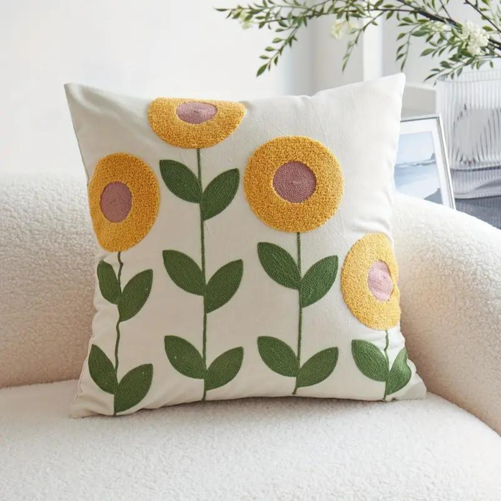 Poszewka na poduszkę z botanicznym wzorem roślinnym 45x45cm, żółto-beżowa, czerwona, idealna do sofy w salonie.