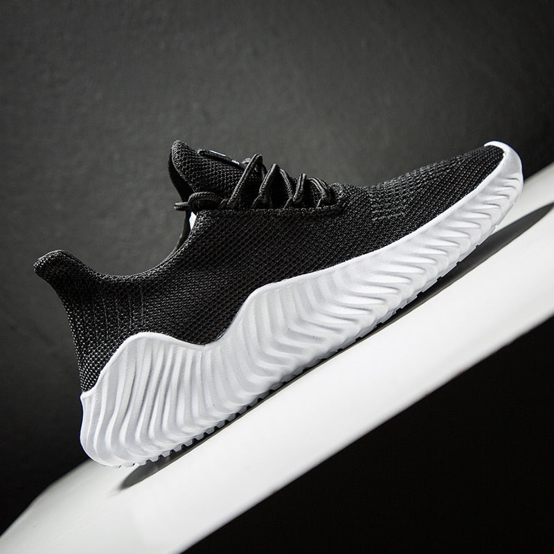 Uniwersalne sneakersy męskie w neutralnych kolorach