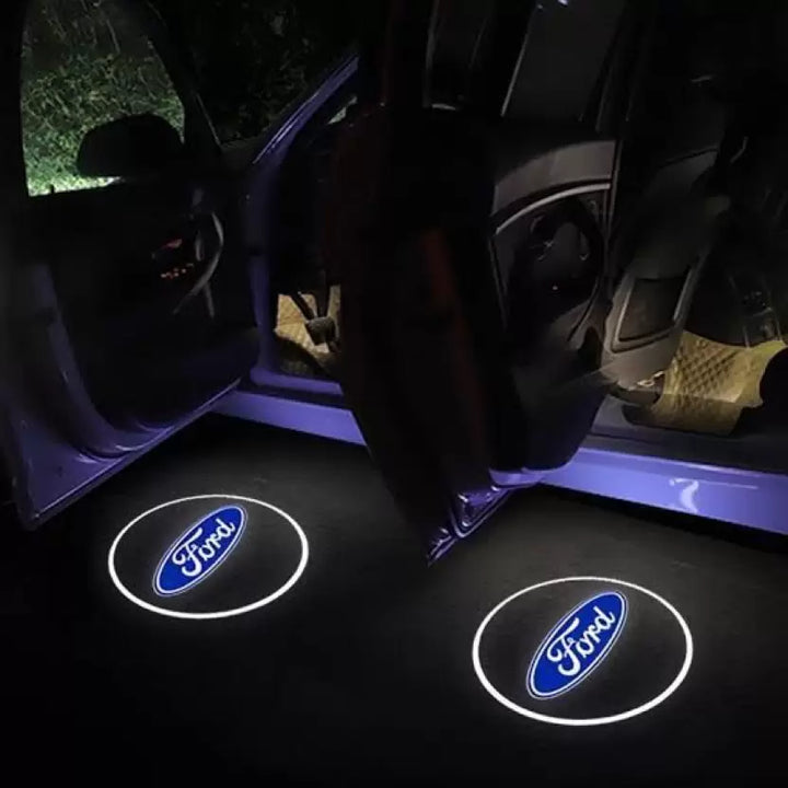 Kompaktowy projektor logo LED do oświetlenia drzwi, gadżet do modyfikacji samochodu i stylowa lampa LED.