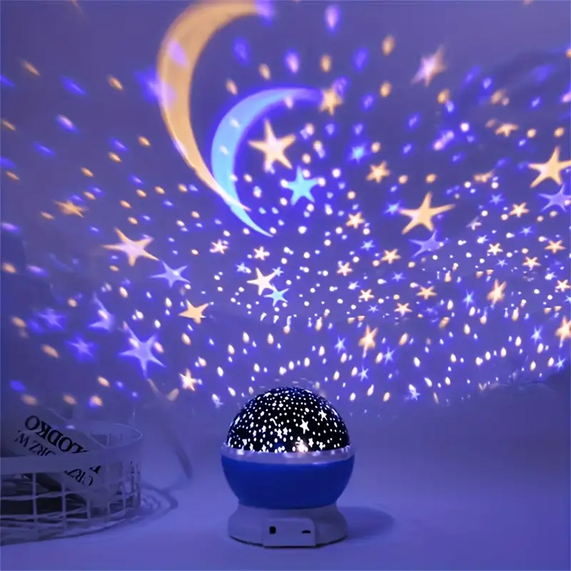 Lampa nocna LED z projekcją gwiaździstego nieba, idealna do relaksu i tworzenia nastrojowej dekoracji w sypialni.