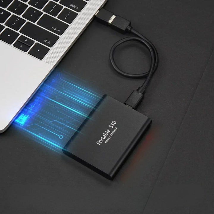 Przenośny dysk SSD USB, kompaktowy magazyn danych, idealny do szybkiego backupu i transferu plików.