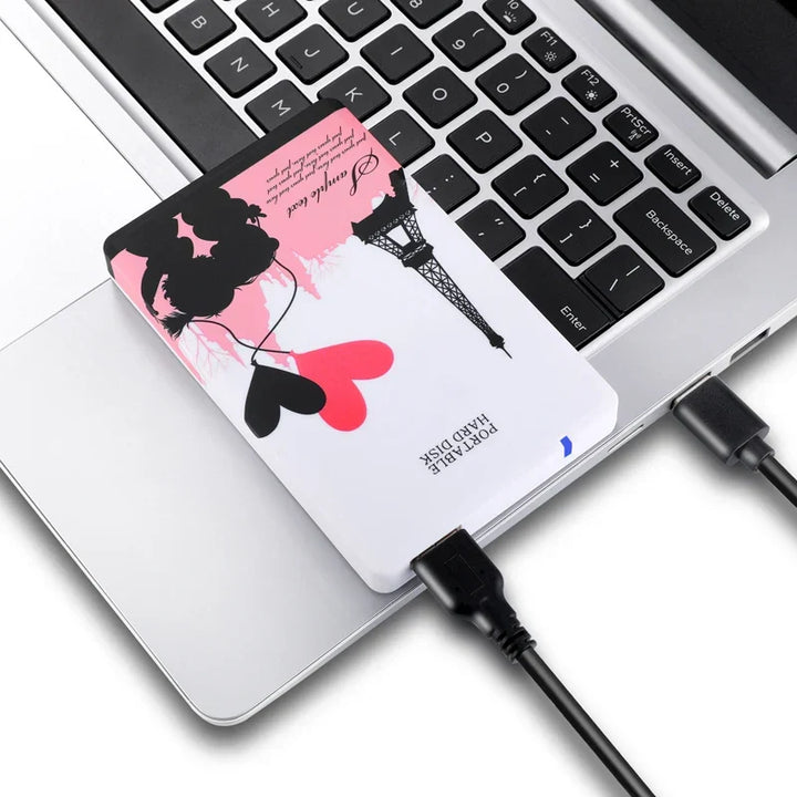 Kompaktowy, przenośny dysk zewnętrzny USB 3.0 HDD. Idealny do przechowywania danych w podróży.