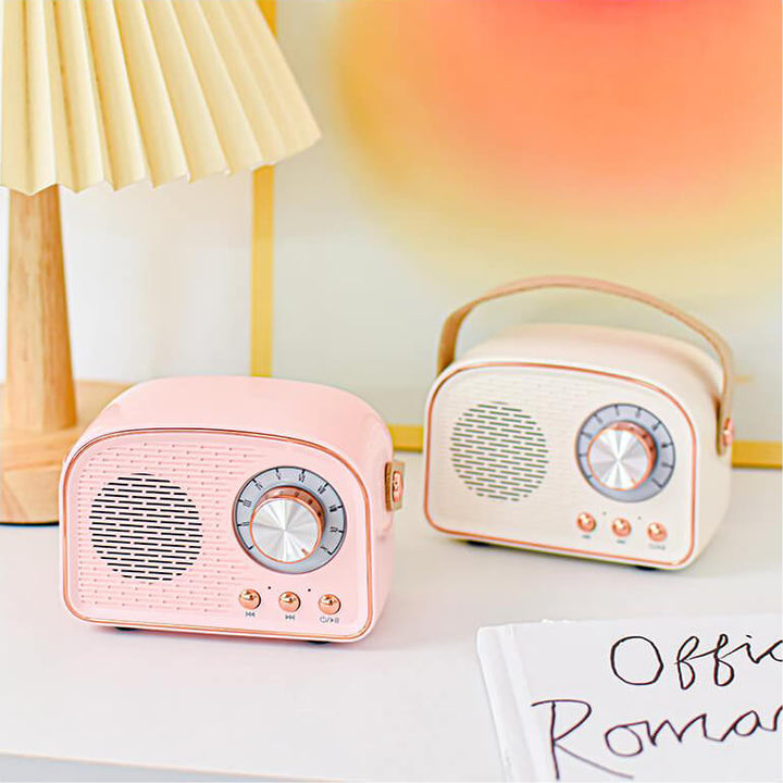 Kompaktowy głośnik przenośny Bluetooth retro, doskonały na piknik, podróże i bezprzewodowe słuchanie muzyki.