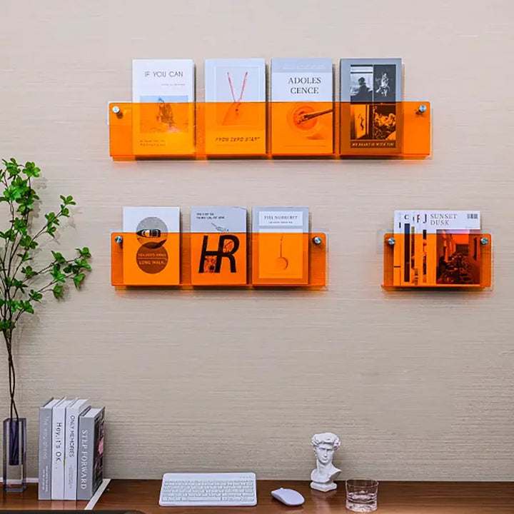 Minimalistyczny akrylowy organizer ścienny, transparentny design dla stylowego domu.