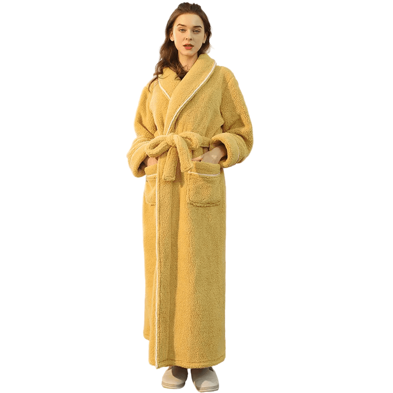 Prezent na 2025: puszysty szlafrok flanelowy. Unisex, ciepły i komfortowy do relaksu w domu.