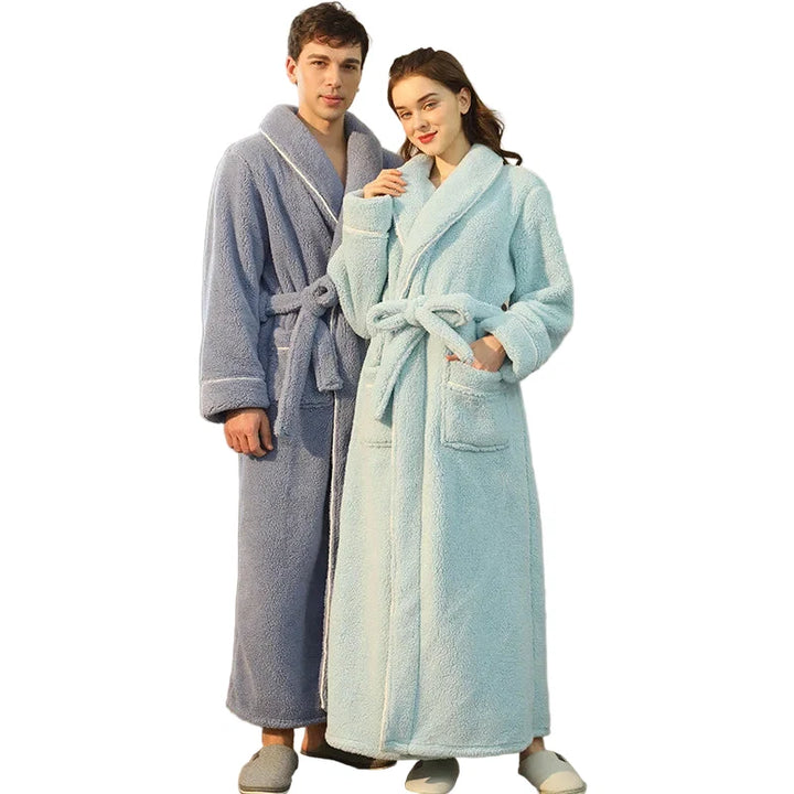 Szlafrok unisex z puszystej flaneli. Wygodny strój domowy z paskiem, idealny na relaks i zimę.