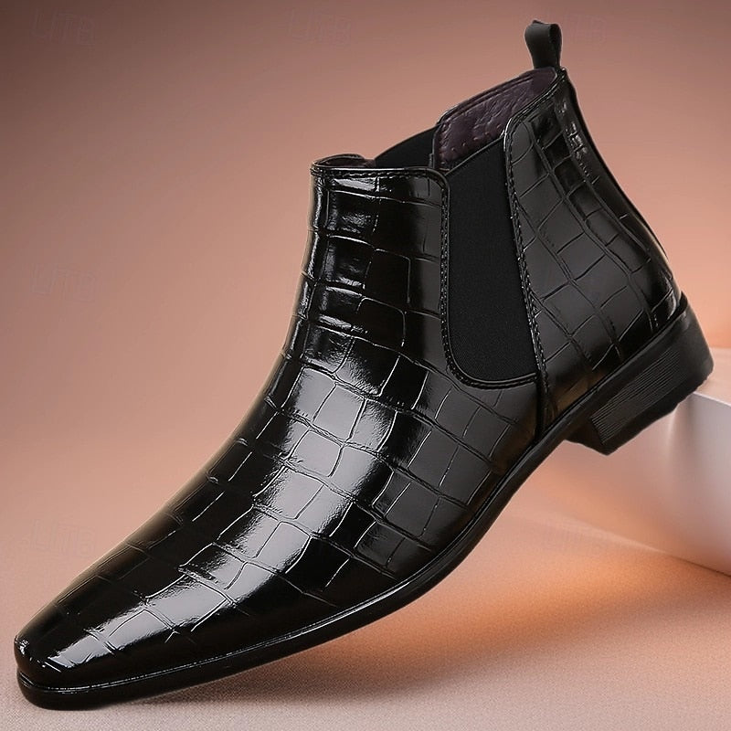 Skórzane buty męskie chelsea, widok z profilu na elegancki obcas