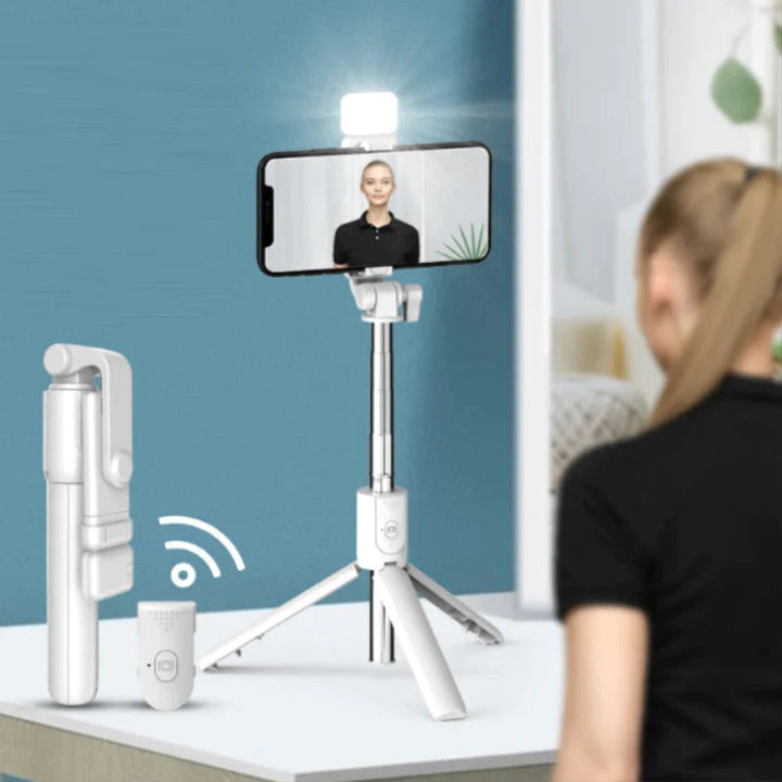 Selfie stick ze statywem i pilotem Bluetooth do smartfona, idealny do zdjęć i filmów.