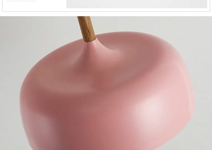 Żółta lampa LED sufitowa, skandynawski design oświetlenia wnętrz do kuchni i jadalni.