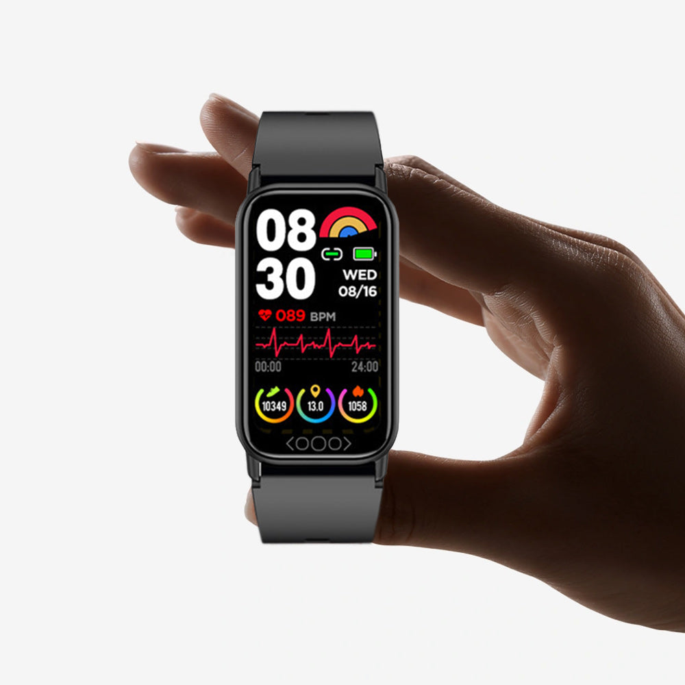 Smartwatch medyczny z powiadomieniami Bluetooth na wyraźnym wyświetlaczu. Zegarek technologia.