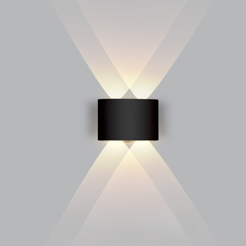 Wodoodporna lampa ścienna LED, smukła, energooszczędna, do oświetlenia przestrzeni zewnętrznej.