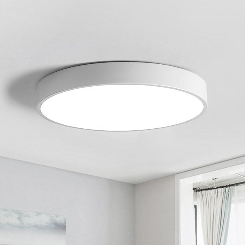 Energooszczędna, smukła lampa LED sufitowa. Idealne okrągłe oświetlenie do sypialni, salonu.