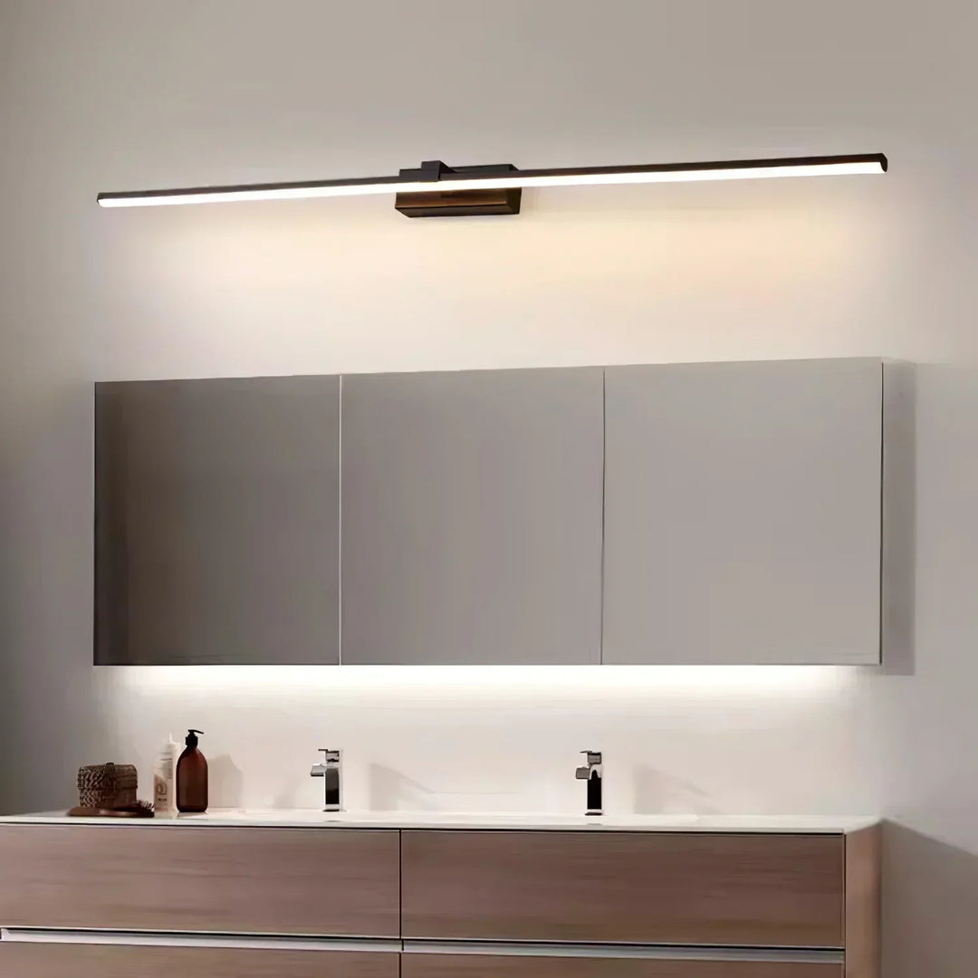 Nowoczesny kinkiet LED do lustra, smukły design, idealny do każdej łazienki.