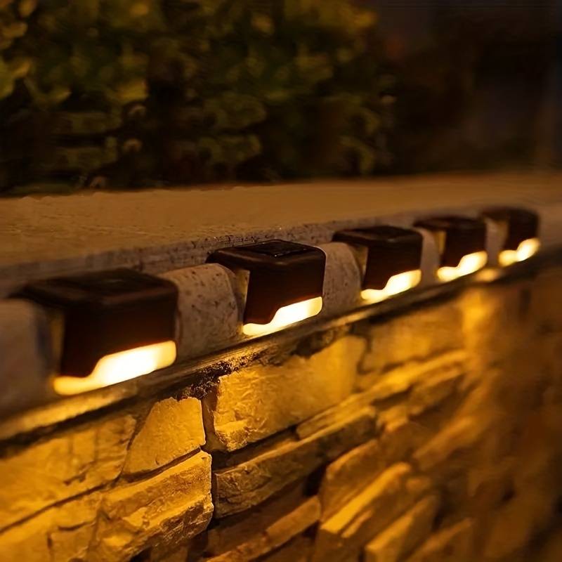Elegancka lampa solarna LED do dekoracji ogrodu i oświetlenia ścieżek. Bezprzewodowa, energooszczędna.