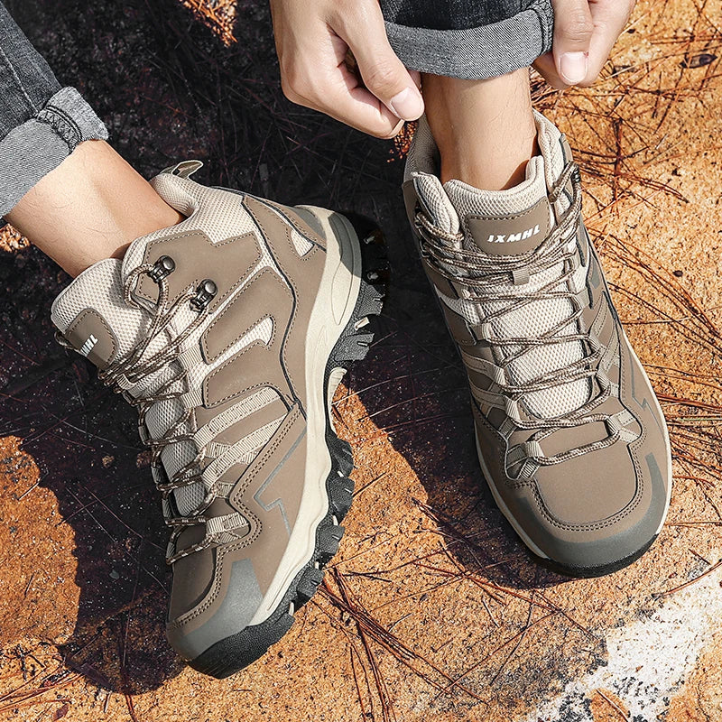 Wygodne męskie buty trekkingowe, doskonałe do turystyki i jesiennych wypraw.