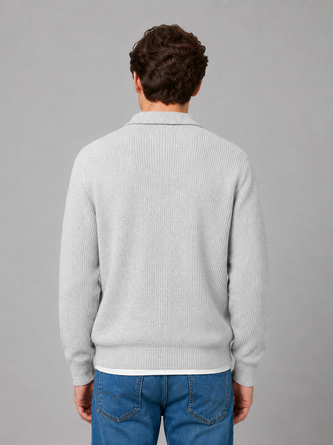 Szary męski sweter polo z kołnierzem i guzikami, lekki elegancki model