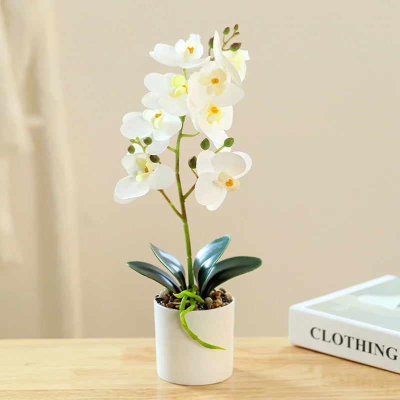 Sztuczna orchidea Phalaenopsis w doniczce, idealna jako elegancka dekoracja domu i wieczny kwiat do wystroju wnętrz.