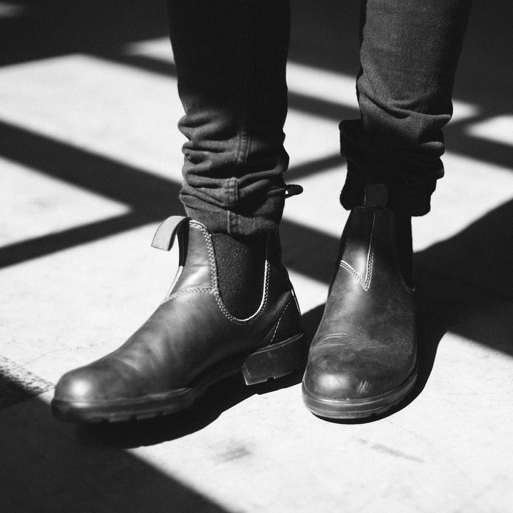 Skórzane buty chelsea damskie w modnym odcieniu na jesień i zimę