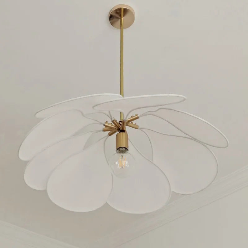Nowoczesna Lampa Wisząca w Kształcie Kwiatu