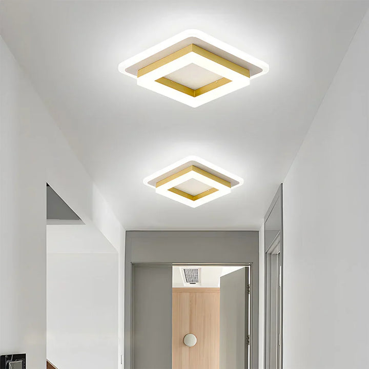 Ultracienka lampa sufitowa LED w kształcie kwadratu. Skandynawska, nowoczesna dekoracja i efektywne oświetlenie.
