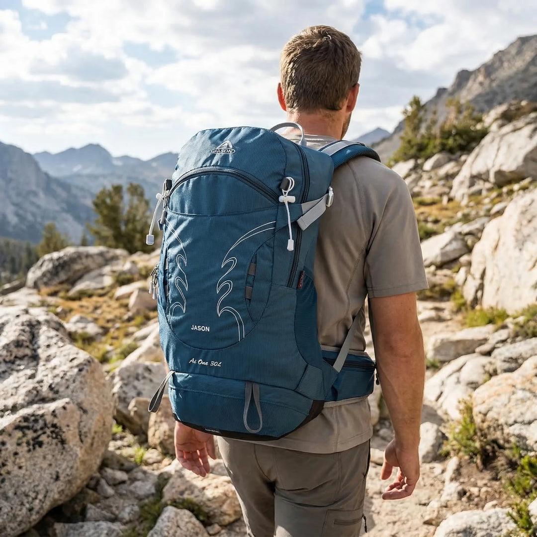 Unisex plecak trekkingowy 30L na górskie wędrówki. Wytrzymały, wentylowany, idealny na podróże i outdoor.