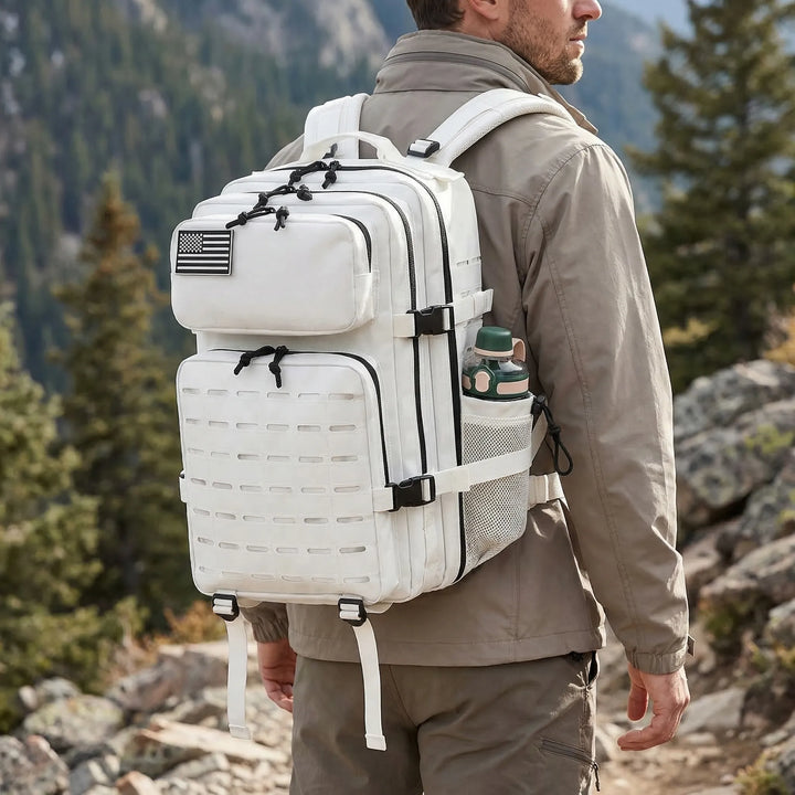 Unisexowy plecak taktyczny 25L/45L czarny, idealny na outdoor, turystykę i codzienne użytkowanie.