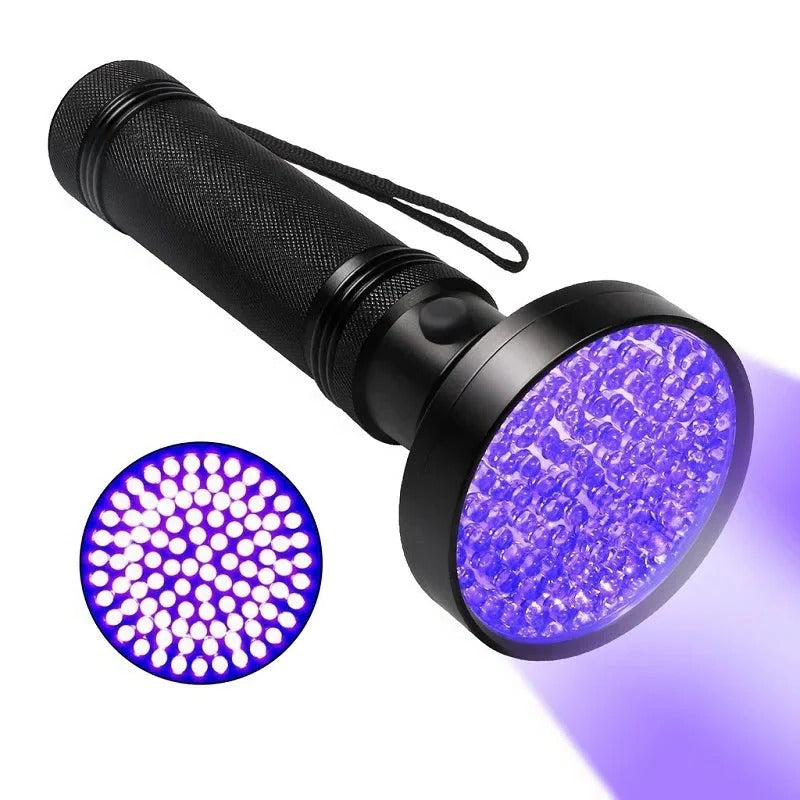 Kompaktowa latarka UV 100 LED, wykrywacz pluskiew i niewidocznych zabrudzeń. Niezbędna do podróży i higieny.