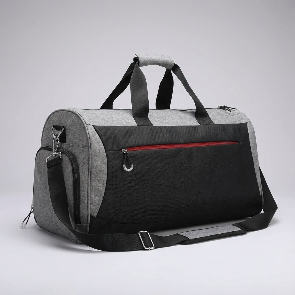 Czarna, wodoodporna torba marynarska 30L TravelDry. Praktyczna na trening, siłownię, wyjazdy weekendowe.