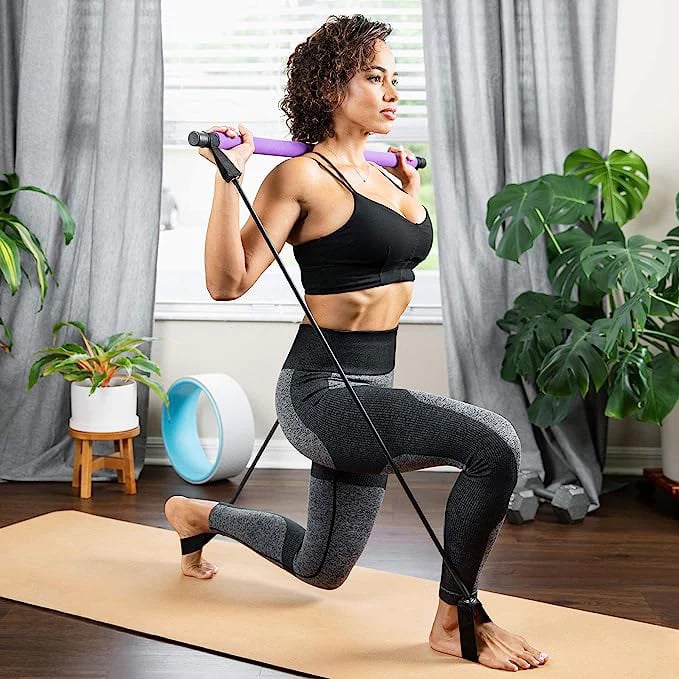 Sprzęt do domowego treningu Pilates, wspierający zdrowie i ruch. Wielofunkcyjny trener do ćwiczeń siłowych.