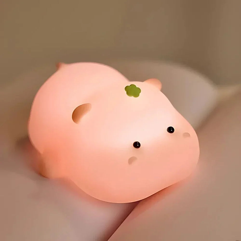 Dekoracyjna lampka LED, oświetlenie sypialni, nowoczesny design, nastrojowa.