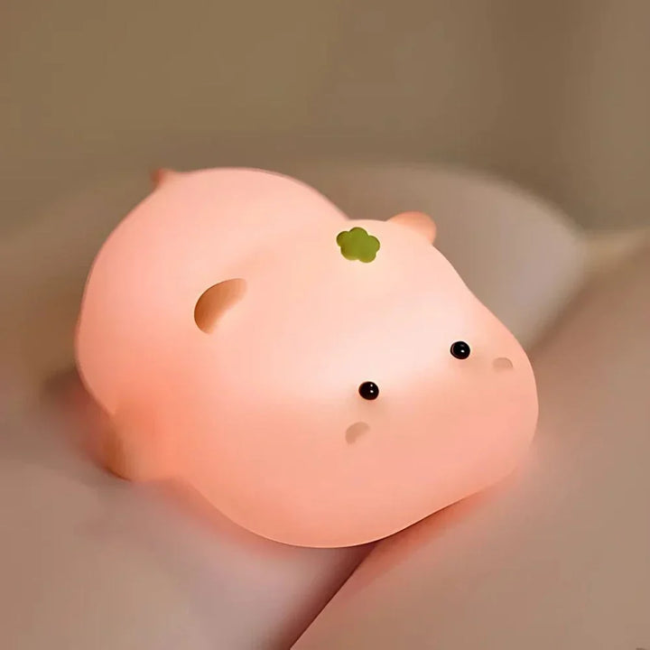 Dekoracyjna lampka LED, oświetlenie sypialni, nowoczesny design, nastrojowa.