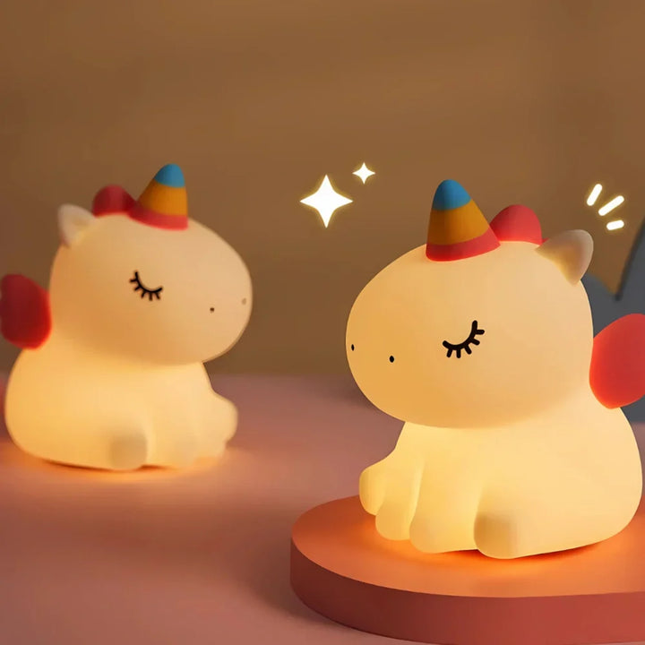 Urocza lampka LED, tworzy przyjemny nastrój w sypialni, energooszczędna.