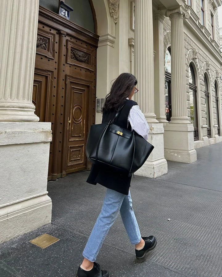 Damska torba shopper trapezowa Weronika w stylizacji codzienne