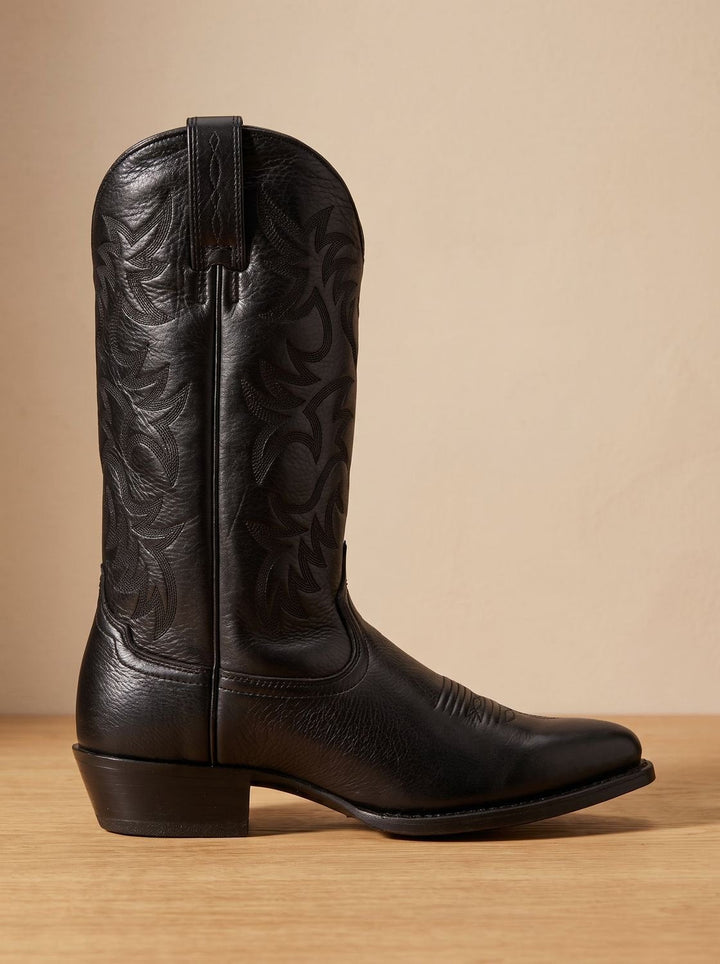 Damskie kowbojki z haftem na tle lifestyle, styl western i country