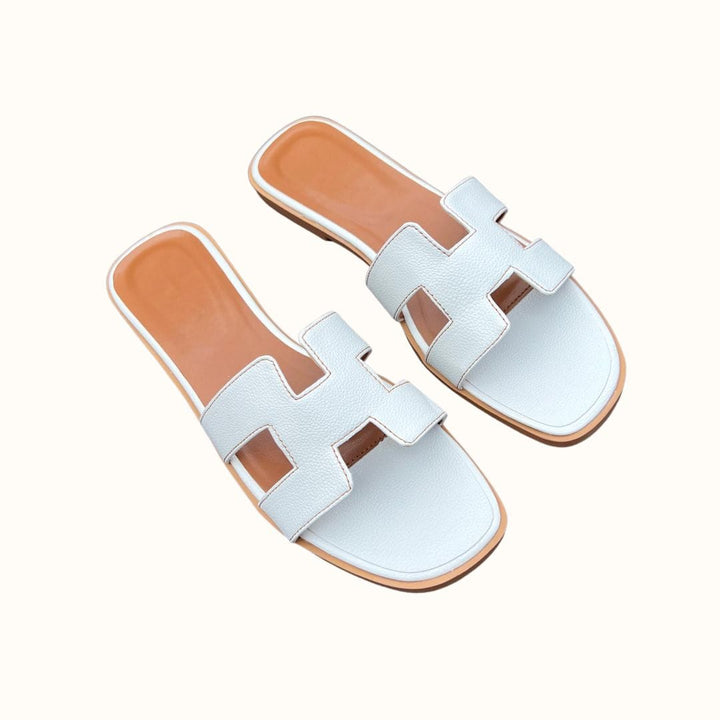 Eleganckie letnie klapki damskie, płaskie buty do codziennych stylizacji