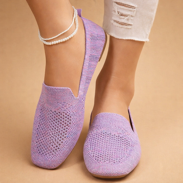 Nowoczesne wsuwane trampki damskie. Modne, lekkie i wygodne buty sportowe dla kobiet, idealne do miejskich stylizacji.