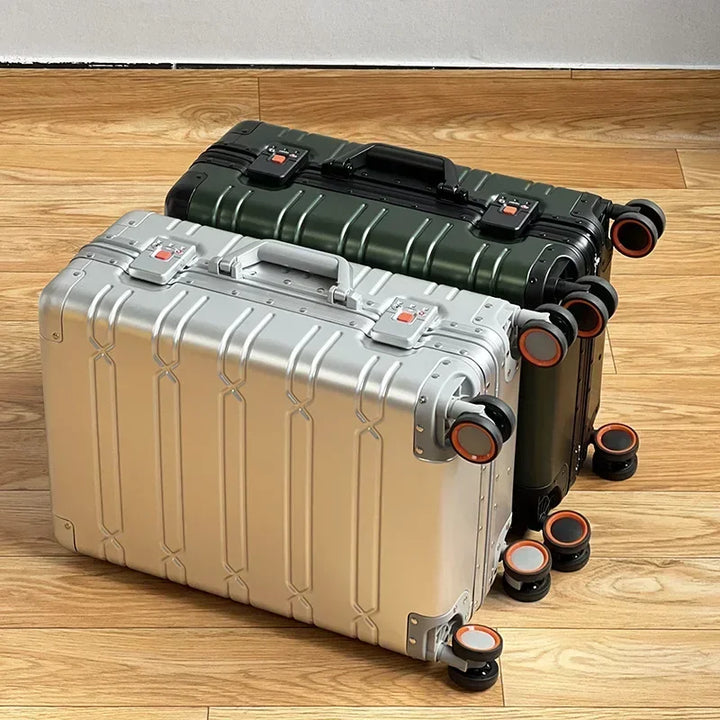 Wytrzymała walizka podróżna aluminiowo-magnezowa Vienna Voyager. Lekki, twardy bagaż na komfortową podróż.