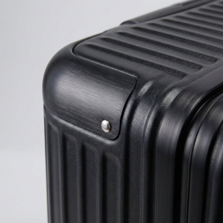 Elegancka walizka podróżna unisex Carrycore, materiał ABS PC, zamek TSA, obrotowe kółka, wzmocniona rama.