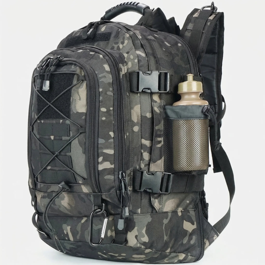 Wytrzymały plecak taktyczny 65L z odpornego materiału, idealny na militarny outdoor i trudne przygody.