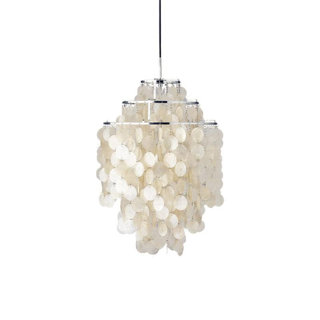 Lampa sufitowa muszelkowa vintage, złota/chrom, oświetlenie boho z nadmorskim klimatem.