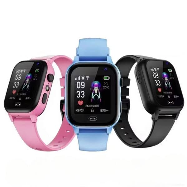 Zegarek dziecięcy GPS z kamerą i kartą SIM, lokalizator, smartwatch do wideorozmów, bezpieczeństwo.