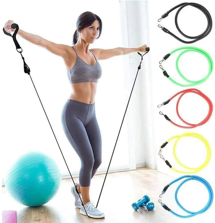 Komplet taśm oporowych FlexFit o różnym stopniu oporu dla początkujących i zaawansowanych sportowców.